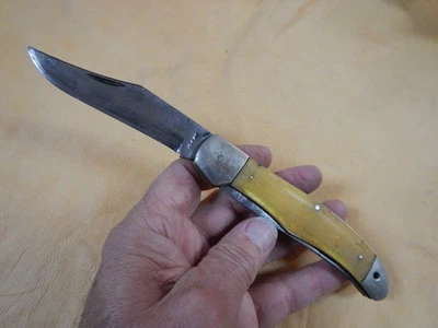 VINTAGE KA-BAR USA - 2 BLADE LARGE FOLDING HUNTER POCKET KNIFE- Project!!! - Image 1 of 4