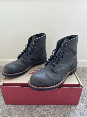 Zapatos Red Wing Iron Ranger 8086 carbón áspero y resistente Heritage, 7.5D, para hombre” Foto 1 de 4