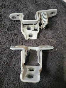 2019 Ram 2500 Passenger Rear Hinges Pre Owned - Bild 1 von 4