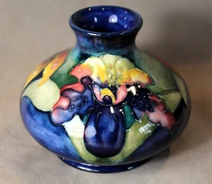Vintage Moorcroft Iris Decorated Bud Vase (3" x 3.5" Diameter) c. 1955 - Picture 1 of 6