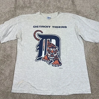 Detroit Tigers Graphic T-Shirt Gift For Men Women Unisex Shirt  AN44983 - Image 1 of 2
