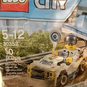 LEGO City Police Car Officer Set 30352 Bag 50 pieces Toy Building Bricks  NEW