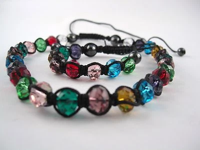 Glasperlen Schmuckset geschliffene bunte Perlen Makramee Kette +Armband - Bild 1 von 2