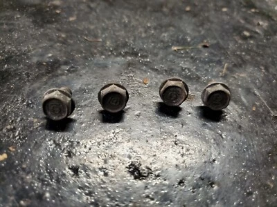 HONDA Interceptor VF500F VF500 1985 JUEGO DE PERNOS DE MONTAJE EN RACIMO velocímetro Foto 1 de 4