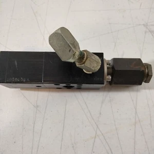 Johnson Dispense Valve 105038A - Picture 1 of 7