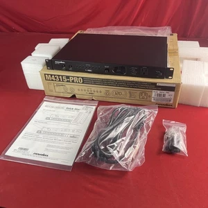 Panamax (M4315-Pro) 8 salidas montaje en rack PDU acondicionador de alimentación con cable de alimentación - Imagen 1 de 14