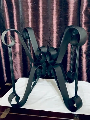 Vintage Wrought Iron Base Only 19” Accent End Table Scroll Twist Indoor/Outdoor - Image 1 of 4