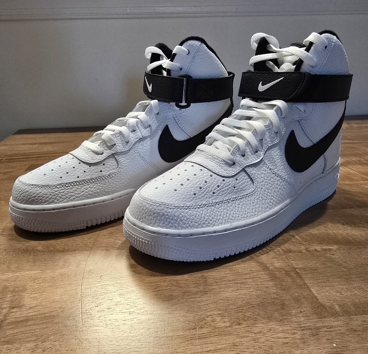 Nike Air Force 1 Mid '07 Black White for Sale | Authenticity Nike Air Force 1 Mid '07 Black White for Sale | Authenticity