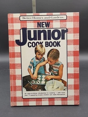 Better Homes And Gardens New Junior Cook Book Vintage 1979 1110-22 - Image 1 of 4