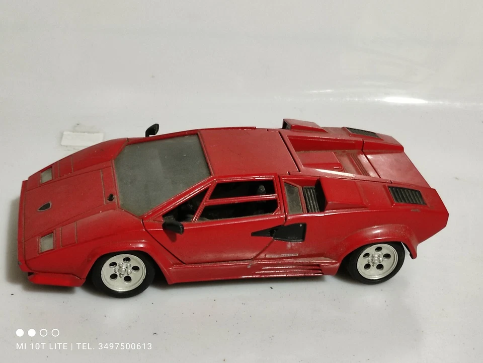 polistil lamborghini countach  1-18 disegno bertone   vintage - Immagine 1 di 4