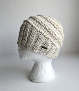 Barts Tamara Beanie Cable Knit Hand Made Cream One Size Made in Amsterdam - Picture 1 of 8