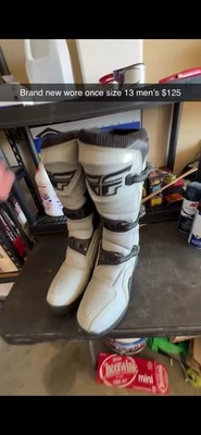 Fly Racing 靴子男式 13 码 — 第 1/4 张图片