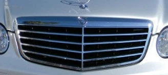 Mercedes W211 E-Class Genuine Front Grille Assembly E320 E550 E350 E55 E63 AMG - Image 1 of 4