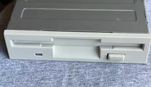 Samsung SFD-321B Floppy Drive - Picture 1 of 7