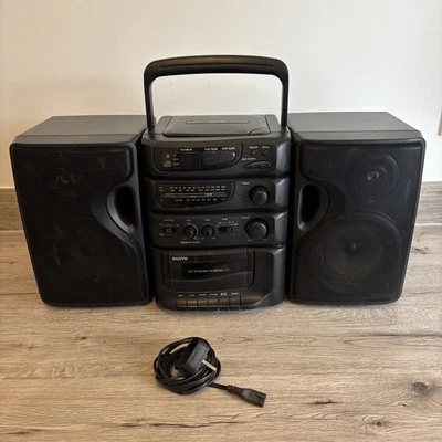 RARE Sanyo Hi-Fi Stereo CD Radio Cassette Recorder MCD-S670L Ghetto Blaster GWO - Image 1 of 4