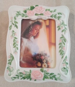 VTG 1994 San Francisco Music Box Co. picture frame music Theme From Ice Castles - Picture 1 of 6