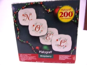 Neu im Karton Pfaltzgraff Winterberry Muster WEIHNACHTS Muster Viererset 5 Zoll Vorspeiseteller - Bild 1 von 1