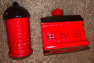 Sal y pimienta Red Barn And Silo 🧂 Coctelera roja y negra granja campo - Imagen 1 de 12