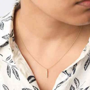 14K Gold 0.05 CT VS/F-G Diamond Minimal Bar Pendant Necklace - The Jewelz - Picture 1 of 4