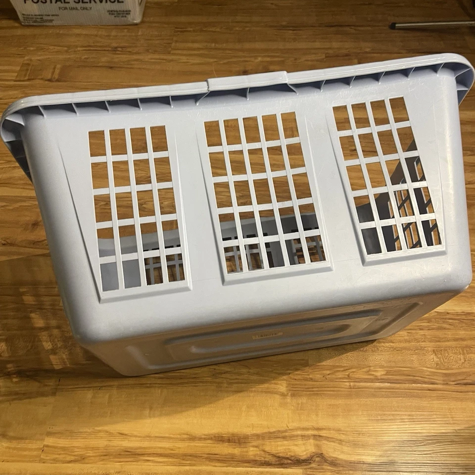 Vtg Rubbermaid Laundry Basket 2973 Slate Blue Hamper Rectangular Plastic 1984 - Image 1 of 4