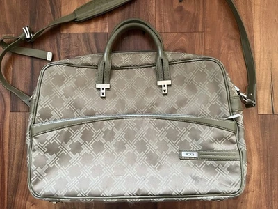 Tumi Signature Briefcase Padded Laptop Case With Handle And Shoulder Strap - Image 1 of 4