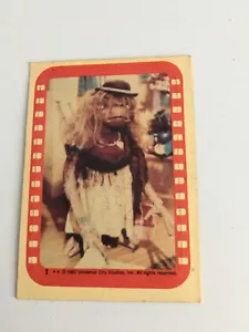 E.T. CARD SELECTION and 1 STICKER, 1982 TOPPS, AVERAGE CONDITION - Picture 1 of 2
