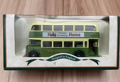 LLEDO Days Gone Bristol LD6G Lodekka Bus DG075016 - Image 1 of 4