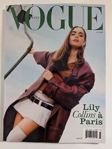 Vogue France Lily Collins December/January 2022/2023 - Foto 1 di 1