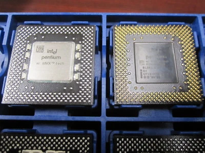 Intel Vintage Pentium MMX 200 MHz FV80503200 SL26J SY060 Socket 7 GOLD Pin - Image 1 of 2