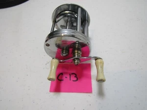 C-13 OLD VINTAGE BRONSON FLEETCOING 2475 FISHING REEL CASTING REEL FISHING - Picture 1 of 2