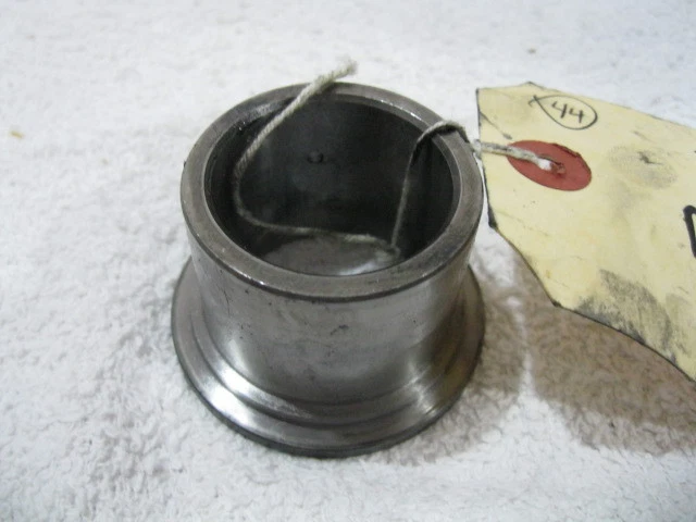 Ferrari 550,456 - Transmission Bushing #143893 Foto 1 de 1