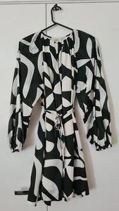 Unison Black/White Dress Long Sleeve Size 8 Pre-owned - Picture 1 of 5