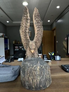 Statua in legno intagliata a mano - libertà dell'aquila - Foto 1 di 3