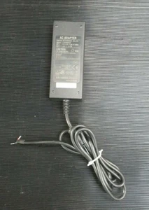 CINCON TRH100A240 24V 4.17A AC ADAPTER (IN29S1B4) - Imagen 1 de 2