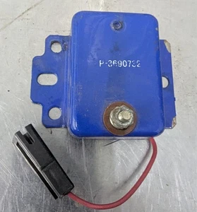 Chrysler Voltage Regulator P-3690732 Mopar - Picture 1 of 4