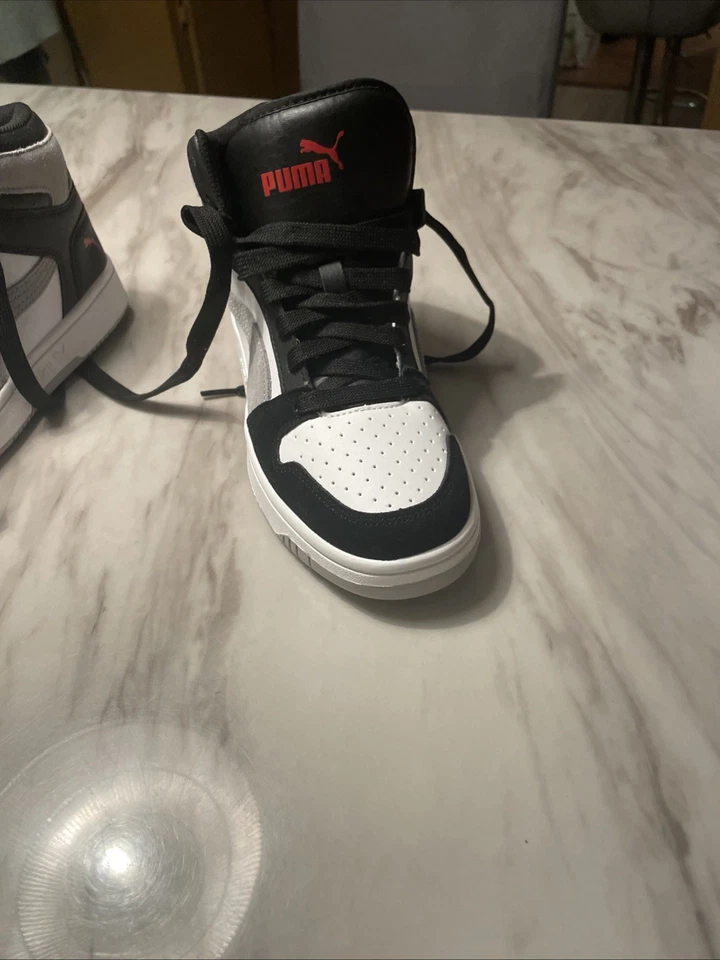 Tenis Puma Rebound Layup Suede Jr  Black and Grey Size 6 - Image 1 of 4