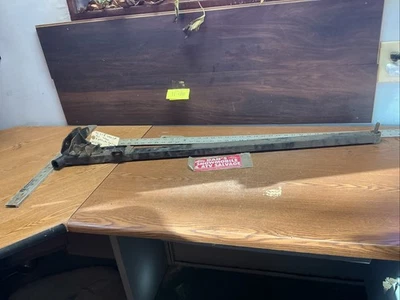 Brazo de arrastre derecho # 1822348 Polaris 1996 XCR 440 SP moto de nieve Foto 1 de 4