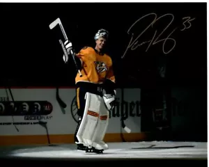 PEKKA RINNE Signed 8x10 NHL NASHVILLE PREDATORS GOALIE Photo w/ Hologram COA - Picture 1 of 2