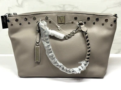 Bolsa satchel Victoria's Secret bege cinza tiracolo viagem prata hardware nova com etiquetas - Imagem 1 de 4
