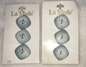 Vintage La Mode Light Sky Blue Square 4 Hole Buttons 3/4” Size32 Made In Italy - Picture 1 of 8