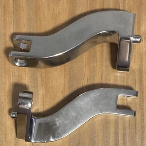 Harley Davidson Motorcycle REAR Foot Peg Mounts LEFT & RIGHT Chrome - Bild 1 von 1