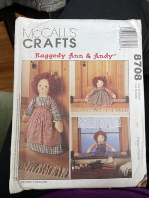 McCalls Sewing Pattern Raggedy Ann & Andy Draft busters & Doorstop #8708  - Image 1 of 3