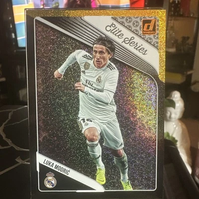 2018-19 Panini Donruss - Elite Series Luka Modric #ES-7 Gold /75 - Image 1 of 4