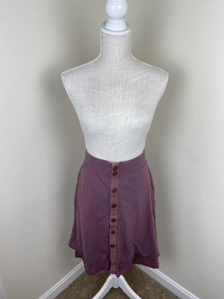 HORNY TOAD PURPLE SKIRT SIZE SMALL - Image 1 of 4