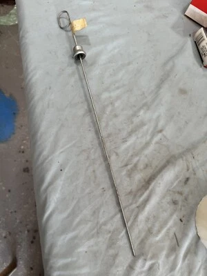 Ford Courier 1976 1977 1978 Mazda B1600 NOS 1,6 litros indicador de nivel de aceite varilla de medición Foto 1 de 3