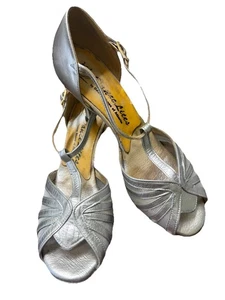 VTG Ladies Dance Lites by Dance Shoes of Atlanta Silver Ballroom Shoes Sz 6.5 - Picture 1 of 10