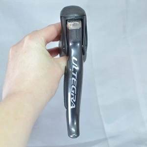 Shimano Ultegra Di2 6770 ST-6770 RIGHT/REAR 10sp Electronic STI Shifter 9/10 EXC - Picture 1 of 6