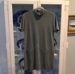 Zara Mini Dress Faux Suede Green Mock Neck Short Sleeve Womens Small EUC - Picture 1 of 4