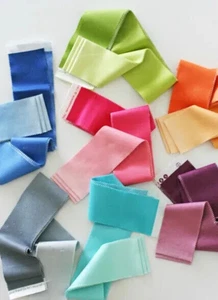 Simply Color OMBRE Junior Jelly Roll by V and Co for Moda - Picture 1 of 11