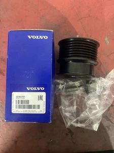 Volvo XC40 2022- alternator generator pulley 32383761 - Picture 1 of 2